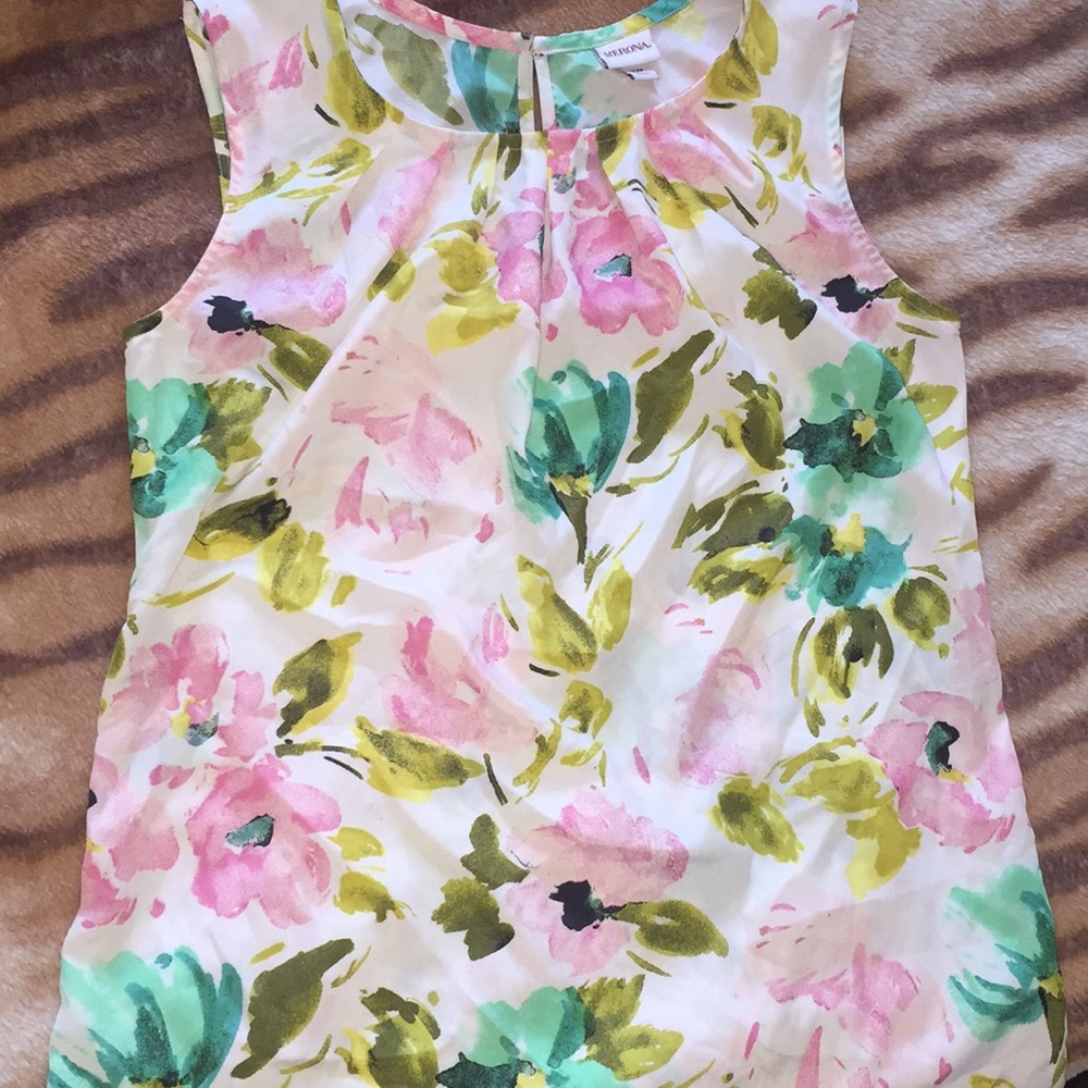 Floral top